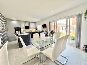 Photo 14- click for photo gallery